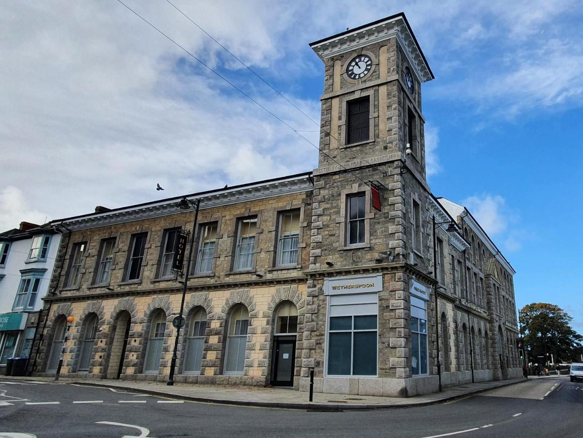 The John Francis Basset Wetherspoon Camborne Bagian luar foto